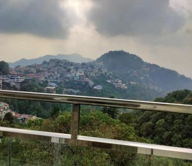 Landour Hotel | Hotel Aaria
