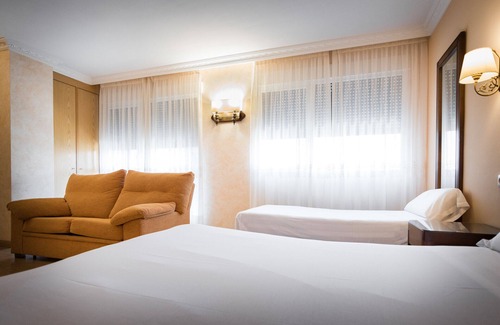 Burgos Hotel | Hotel Abadía Camino Santiago