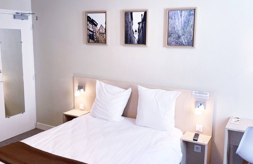 Brive-la-Gaillarde Hotel | Hotel Abelha Le France