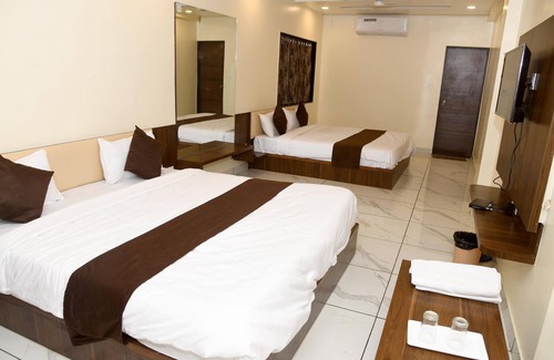 Abu Road Hotel | HOTEL ABU INN