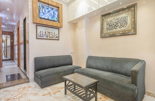 Bhendi Bazaar Hotel | Hotel Al Madina Palace
