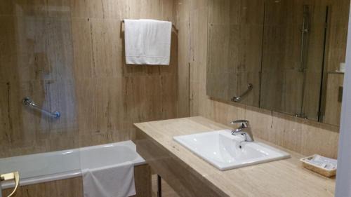 Irún Hotel | Hotel Alcazar Irun