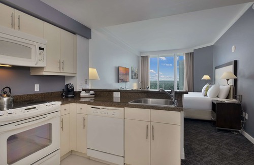 Coconut Grove Hotel | Hotel Arya, BW Premier Collection