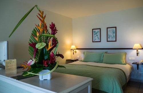 Le Gosier Hotel | Hotel Auberge de la Vieille Tour