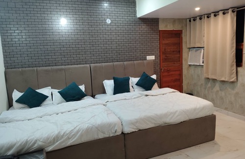 Faizabad Hotel | Hotel AYODHYA HERITAGE