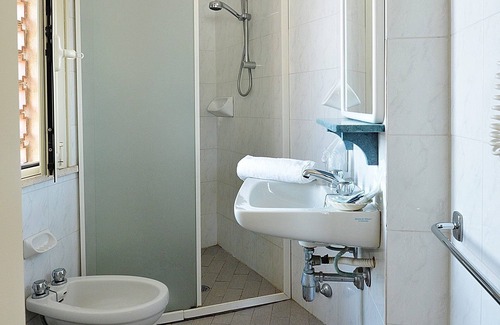 Pinarella Hotel | Hotel Bamar