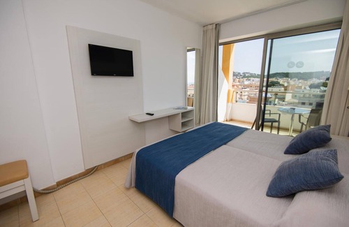 Es Pelats Hotel | Hotel Bella Mar