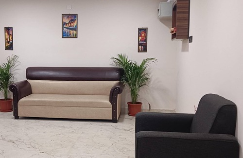 Cuttack Apartamento | HOTEL BLACK GRAPES INN