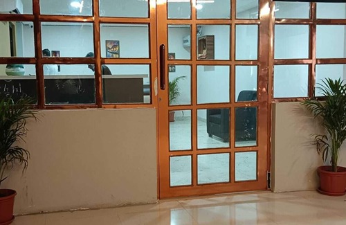 Cuttack Apartamento | HOTEL BLACK GRAPES INN
