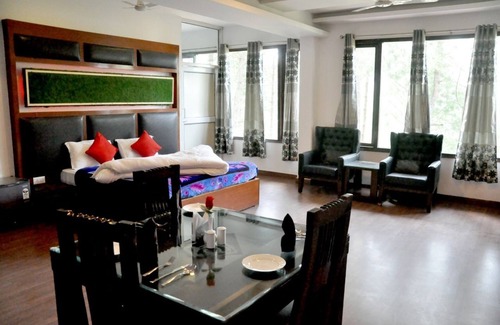 Kasauli Hotel | Hotel Bliss