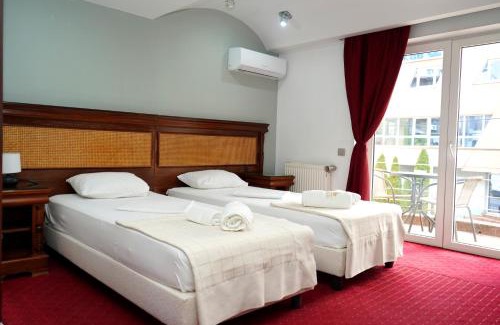 Sector 3 Hotel | Hotel Bliss