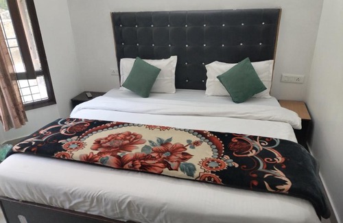 Shimla Complejo | Hotel Blue Forest View