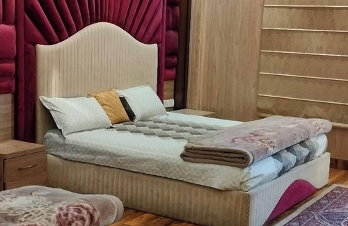 Kanpur Hotel | Hotel Blue Stone