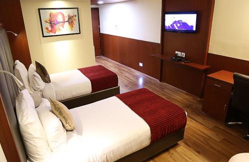 Mohali Hotel | Hotel Cama