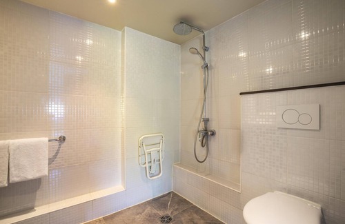 Ecartelee-Bonabry-Orieres-Paron Hotel | Hotel Campanile Fougeres