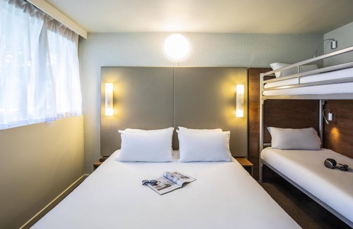 Ecartelee-Bonabry-Orieres-Paron Hotel | Hotel Campanile Fougeres