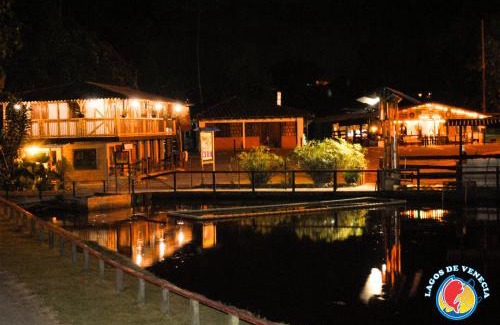 La Estrella Casa | Hotel Campestre Lagos de Venecia - Chalet, glamping, camping y overlanding