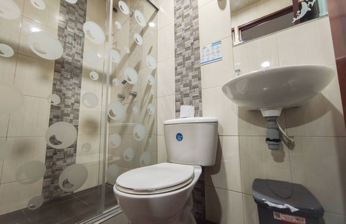 Fontibon Hotel | Hotel Casa Baquero