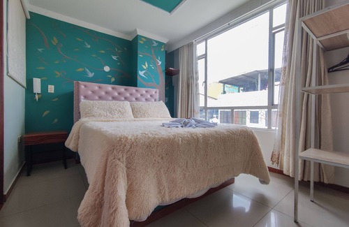 Fontibon Hotel | Hotel Casa Baquero