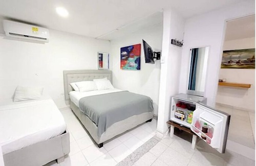 Urbanizacion Eliana Casa | Hotel casa blanca crespo