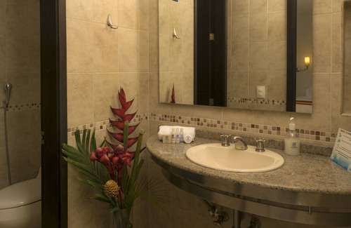 Cali Hotel | Hotel Casa Santa Monica Norte