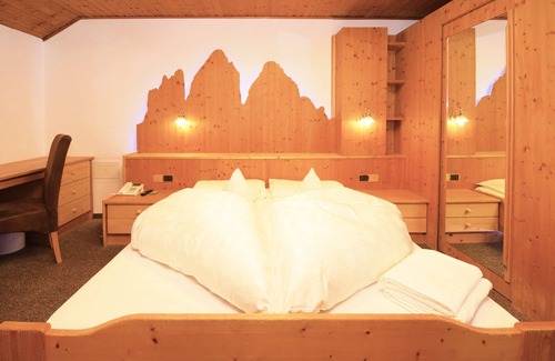 Taisten Hotel | Hotel Chalet Olympia