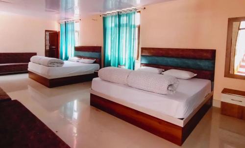 Bhatwari Hotel | Hotel Chandra Lok Cottage Kabra Niketan