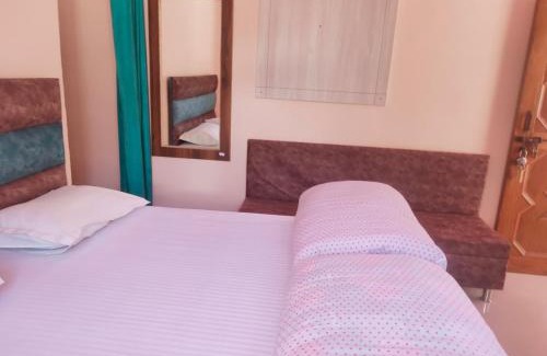 Bhatwari Hotel | Hotel Chandra Lok Cottage Kabra Niketan