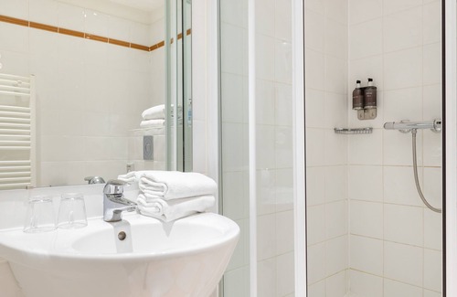 2nd Arrondissement Hotel | Hotel Charlemagne By HappyCulture