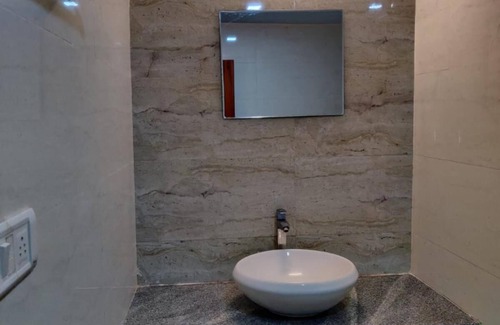 Gandhi Nagar Hotel | Hotel Chetan International