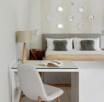 North Charleston Hotel | Hotel Circulo Park Circle Corner Suite 210