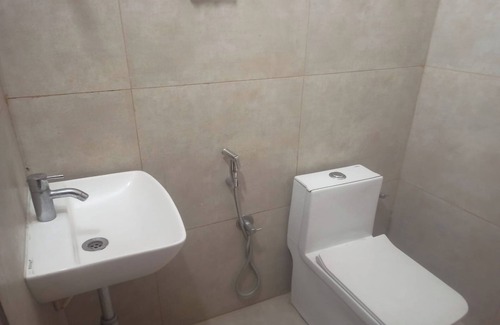 Kalasipalya Hotel | Hotel City Towers