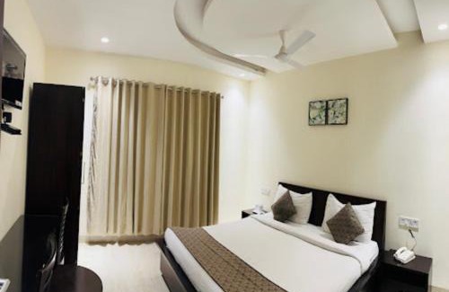 Haldwani Hotel | Hotel Classio Inn