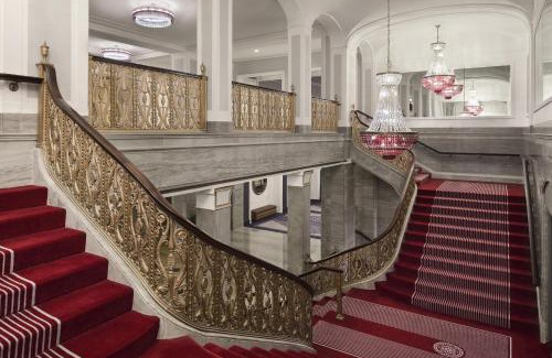 Downtown Cleveland Hotel | Hotel Cleveland Autograph Collection