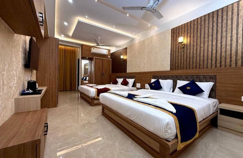 Malpe Hotel | HOTEL COASTAL PALACE