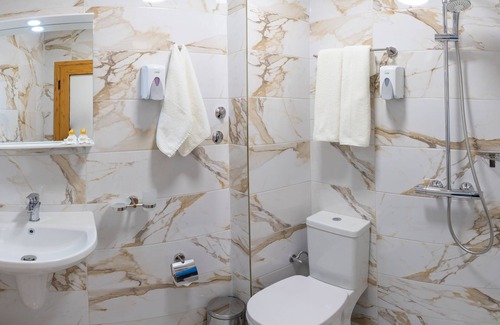 Hristo Botev Hotel | Hotel Color