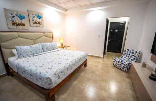 Las Lajas Hotel | Hotel Coronado Inn