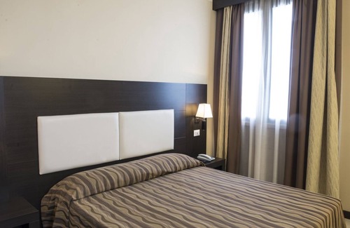 Cavriago Hotel | Hotel Corte Business