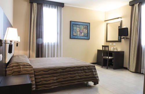 Cavriago Hotel | Hotel Corte Business