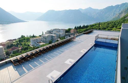 Dobrota Hotel | Hotel Credo