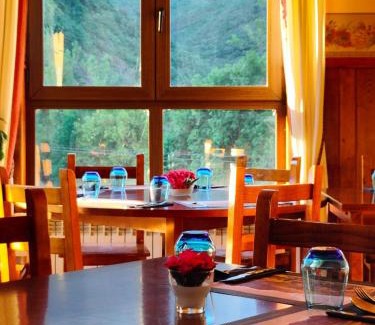 Posada de Valdeón Hotel | Hotel Cumbres de Valdeón