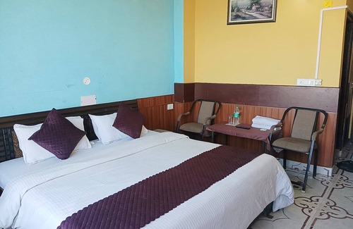 Kandaghat Hotel | Hotel D Pal