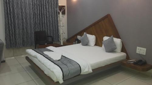 Ahmedabad Hotel | Hotel Darshan SP Ring Road