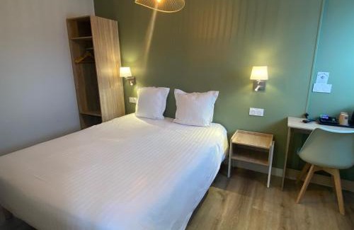 Ecartelee-Bonabry-Orieres-Paron Hotel | Hotel de Bretagne