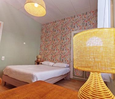 Les Halles - Valliere Hotel | Hotel de France