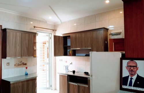 Kigali Hotel | HOTEL DE SILVER BOTIQUE KiGALi