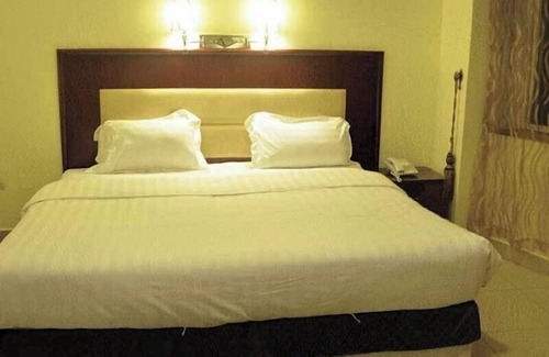 Kigali Hotel | HOTEL DE SILVER BOTIQUE KiGALi