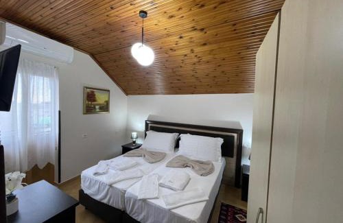 Kruje Hotel | -HOTEL DEAL- Rooms With Castle View