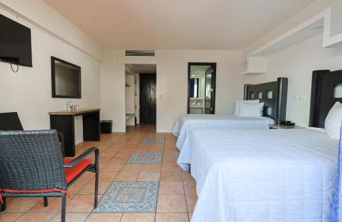 Amapas Hotel | Hotel Delfín Vista Pier Beach Front