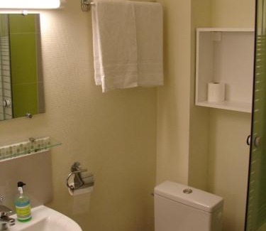 Downtown Angers Hotel | Hotel Des Lices - Angers